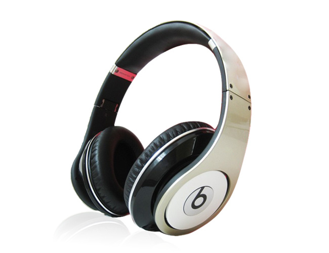 Monster Beats By Dr Dre Studio High Definition Headphones Champagne Silver White