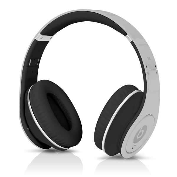 2011 Monster Dr.Dre Beats Studio Silver Limited Headphones 2011 Monster Dr.Dre Beats Studio Silver Limited Headphones